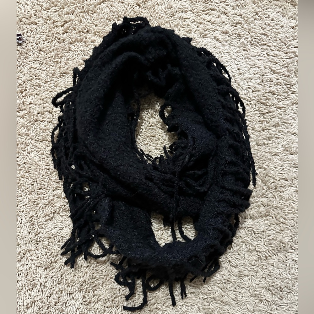 Infinity scarf